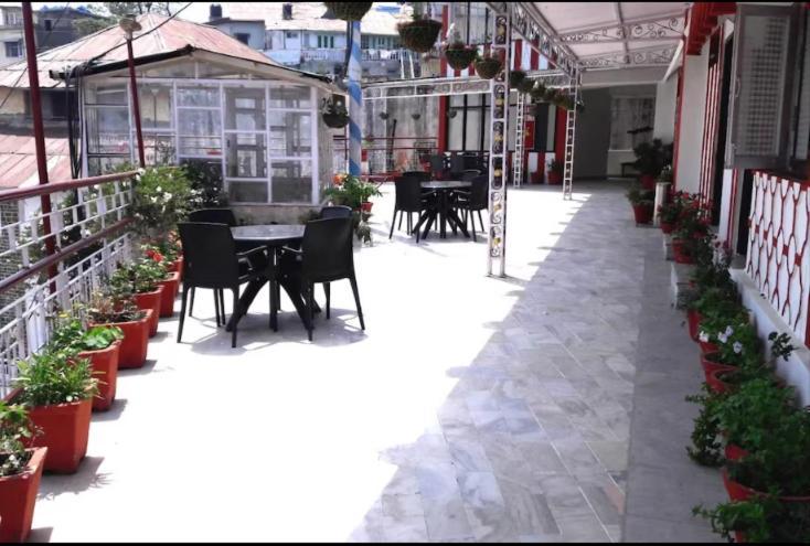 Deep Hotel Mussoorie Exterior photo