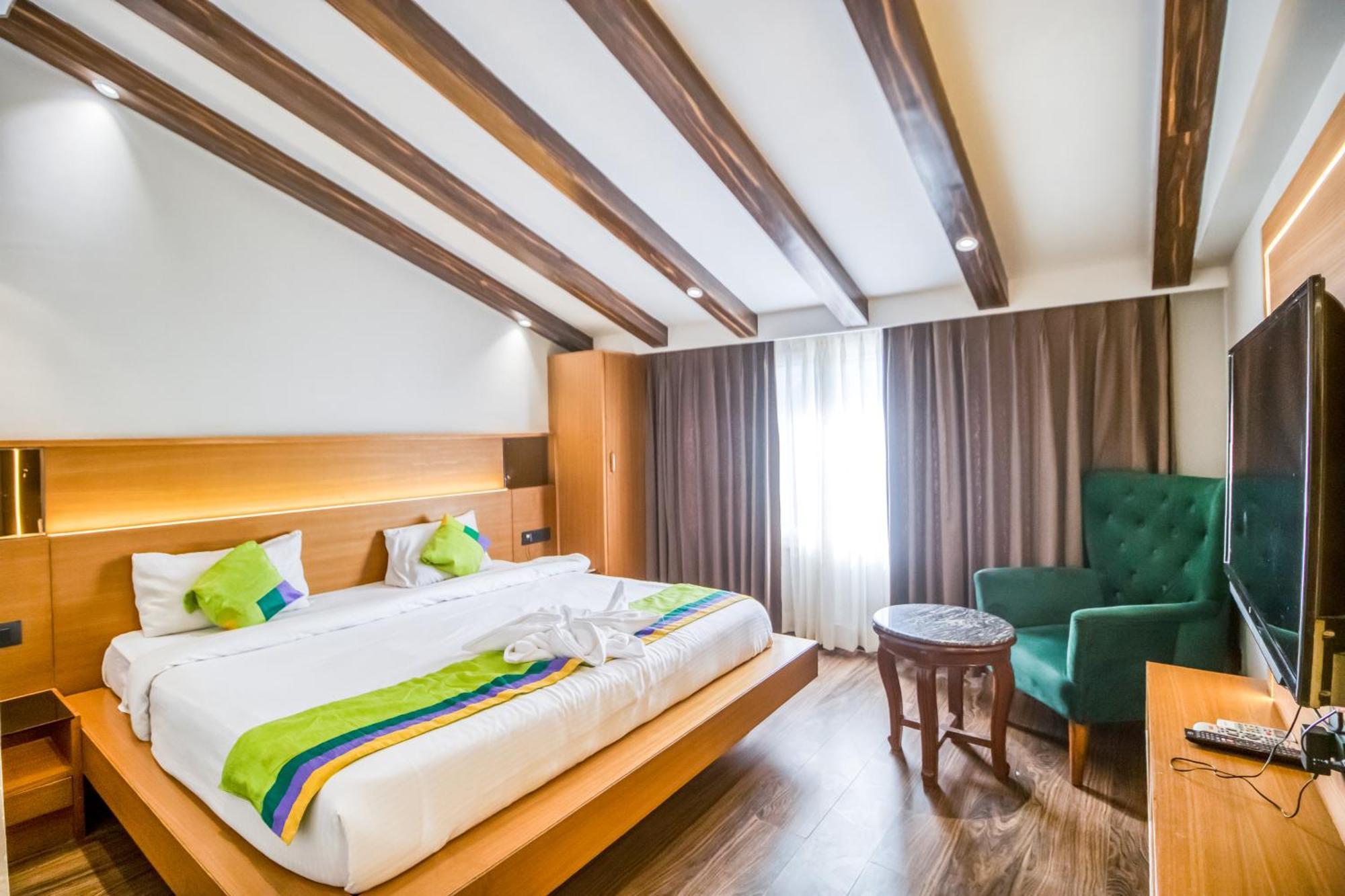 Deep Hotel Mussoorie Exterior photo